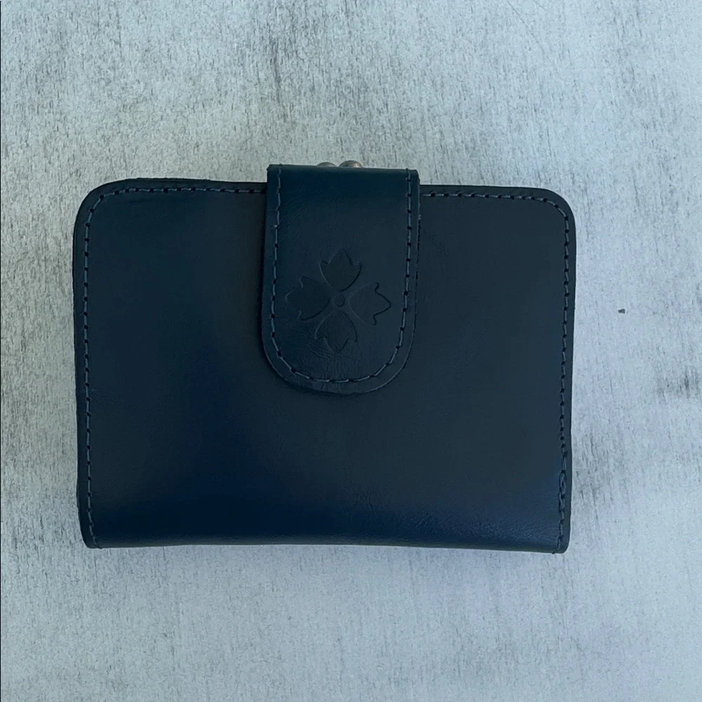 Patricia Nash Iberia Wallet Cerulean Blue Distressed Vtg Leather Bi-fold Wallet